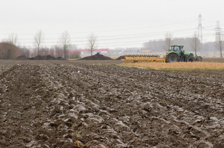 Afbeelding Van Iperen brengt organische stof handleiding uit